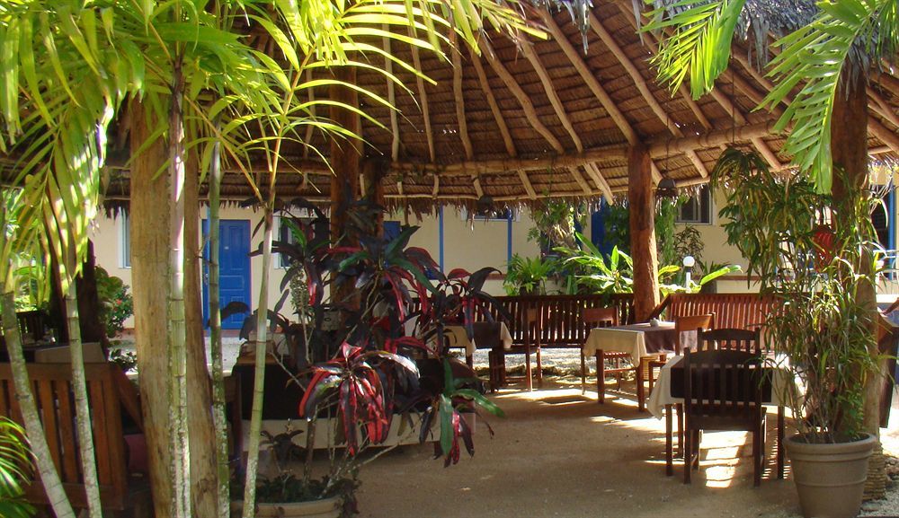 Vanuatu Holiday Hotel Port Vila Buitenkant foto