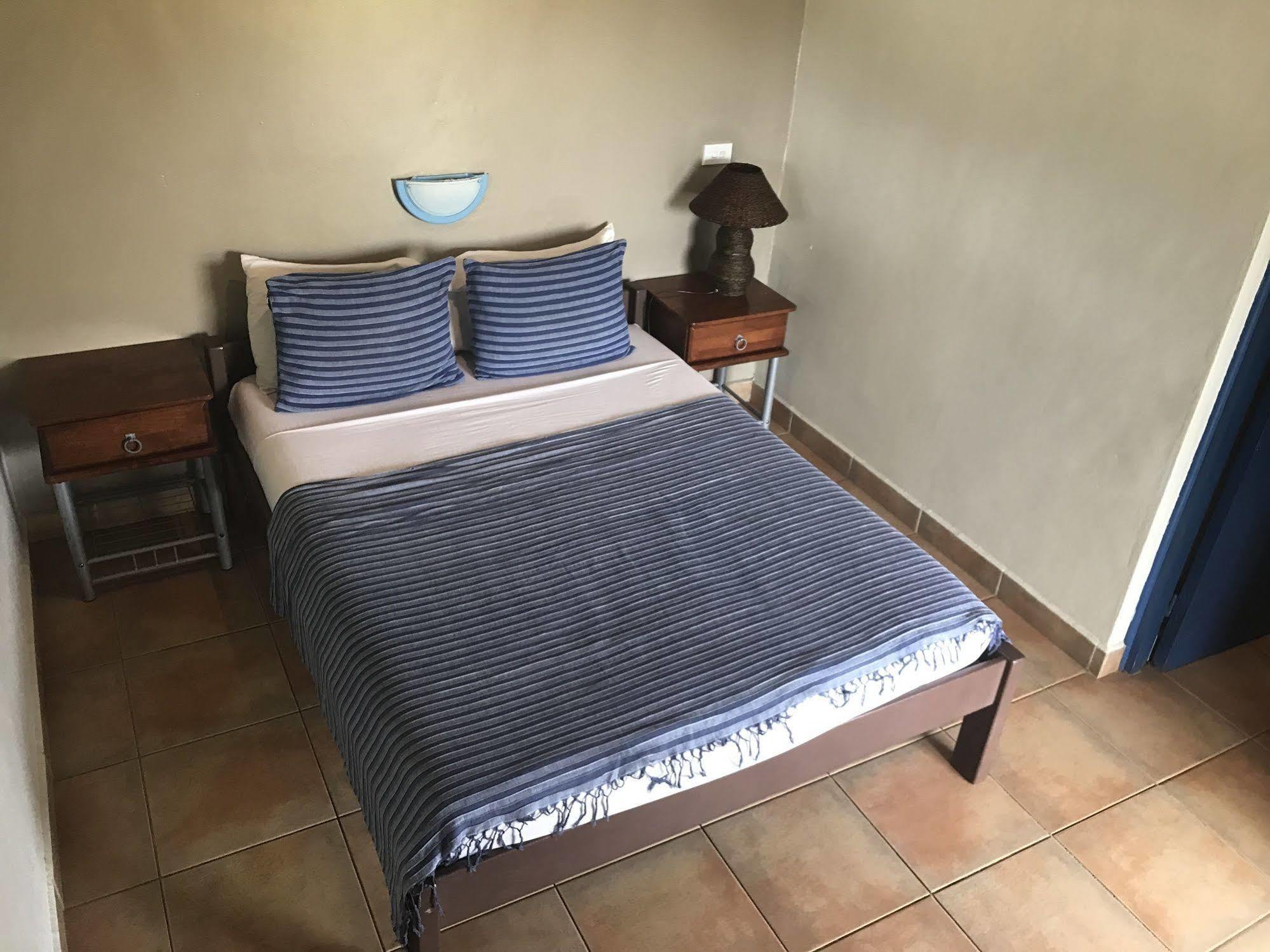 Vanuatu Holiday Hotel Port Vila Buitenkant foto