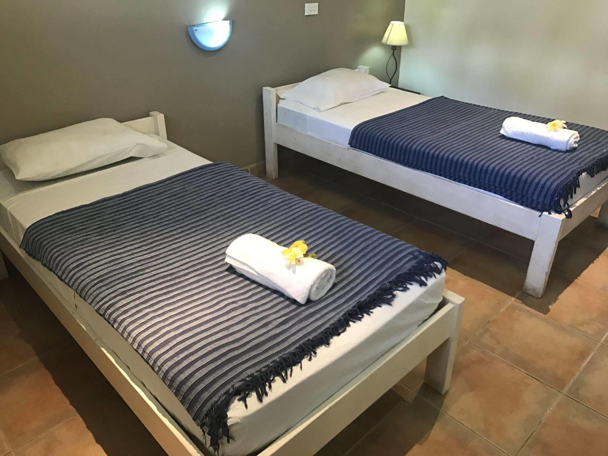 Vanuatu Holiday Hotel Port Vila Buitenkant foto