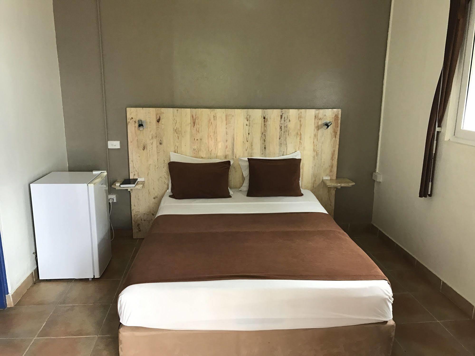 Vanuatu Holiday Hotel Port Vila Buitenkant foto