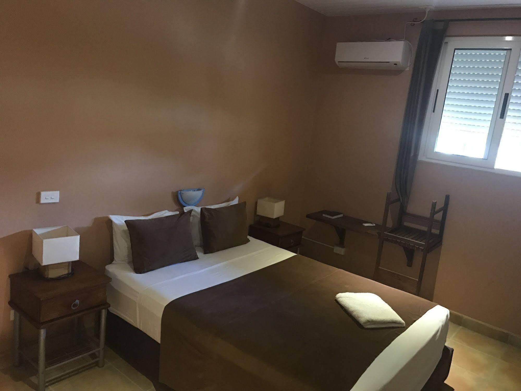 Vanuatu Holiday Hotel Port Vila Buitenkant foto